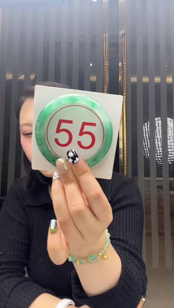 未镶嵌手镯石英质玉13