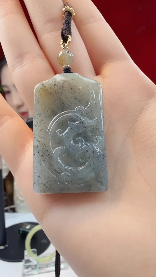 未镶嵌和田玉挂件闪购 新疆和田玉糖三彩龙牌