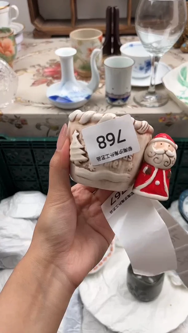 瓷片蓝****吧H         768