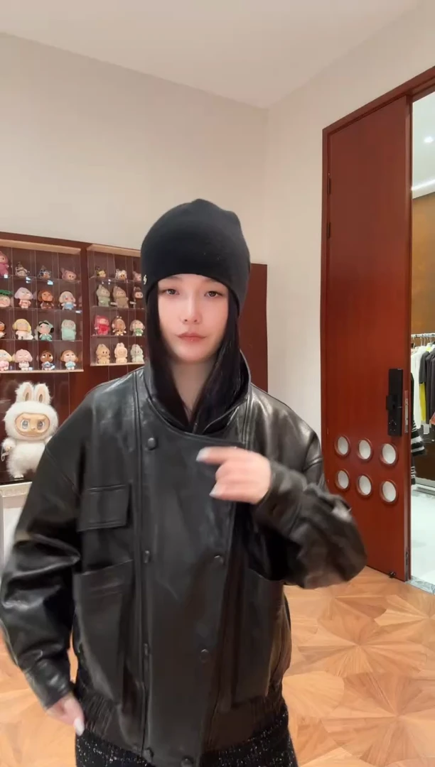 皮衣夹克黑色明天发