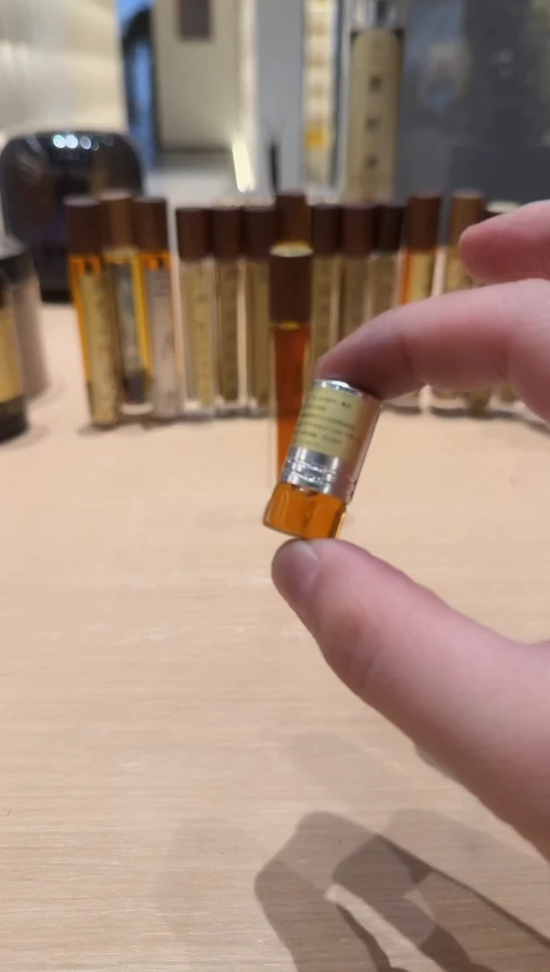 精油迈索尔老山檀香精油1克