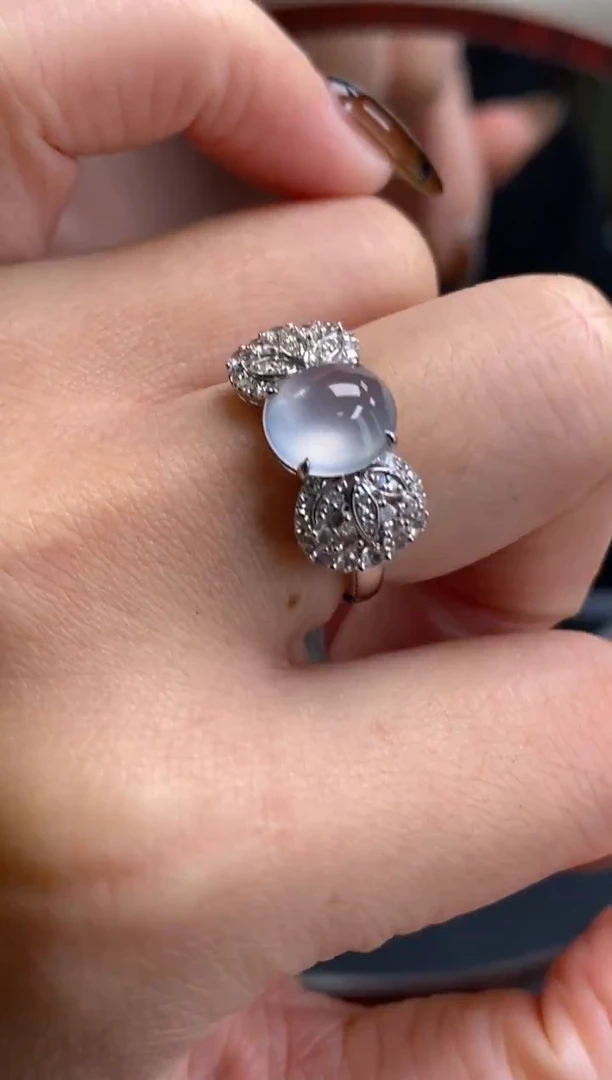 颈饰18K金镶嵌翡翠17710