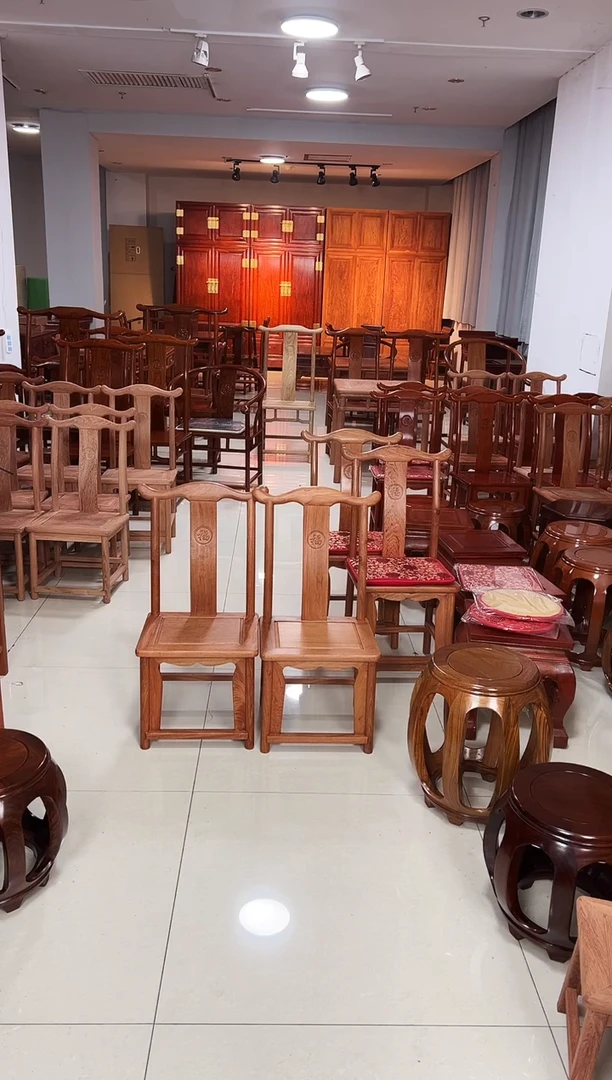 花梨木类端景台慢**生一对小巴花小官帽椅带围板打蜡34