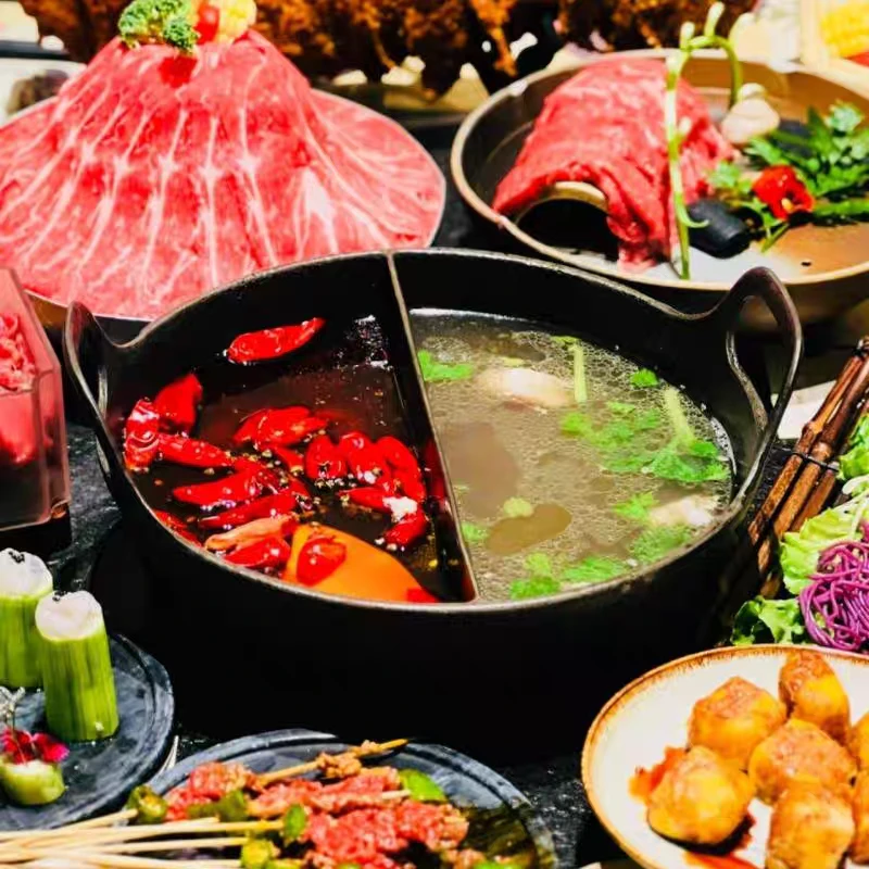 三出山同款铁锅云南菌菇贵州酸汤火锅锅具鸳鸯铸铁锅炉灶通用包邮