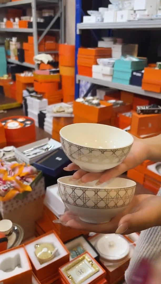 杯鸿辉家品牌瓷器，京东包邮！