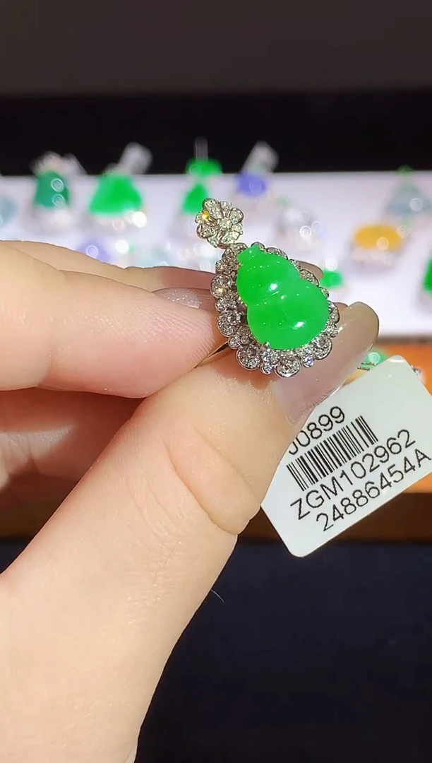翡翠戒指18K金镶嵌ZGM