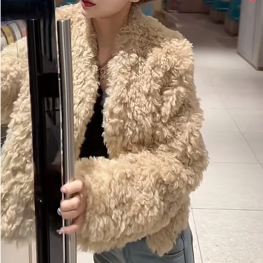 【76517】2024新款短款外套女卷毛短款修身冬季