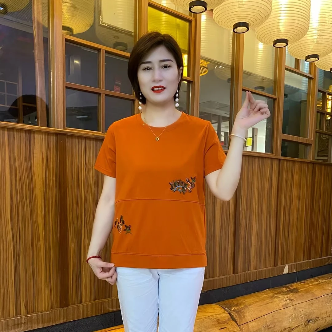 2025夏季常规吸汗圆领刺绣短袖抗起球宽松女士T恤