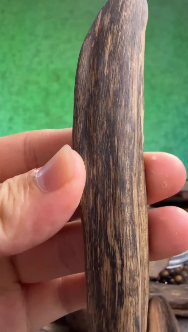 沉香手把件海南多样性发一