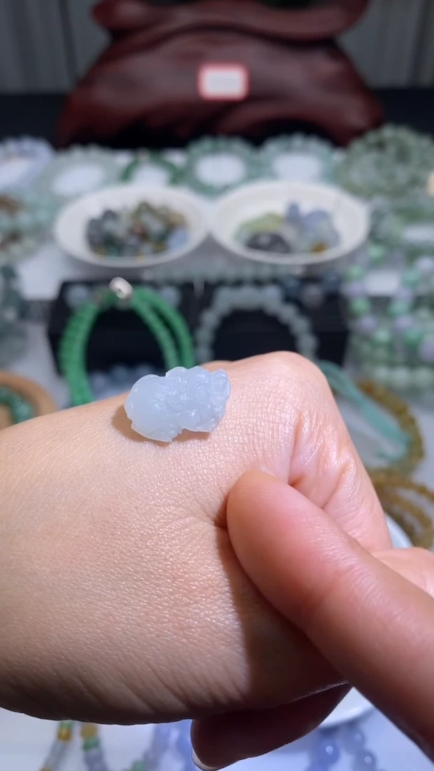 吊坠(不含链)未镶嵌翡翠天然翡翠a货
