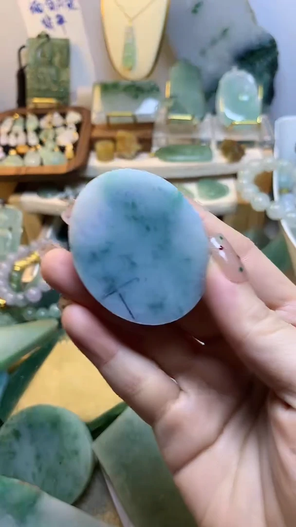 未镶嵌挂件翡翠缅甸A货翡翠,没有运费险,有纹有裂