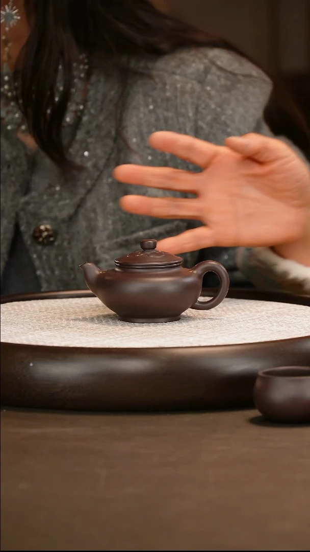 张彩萍 小矮含蕴 黑墩头 160c/杯