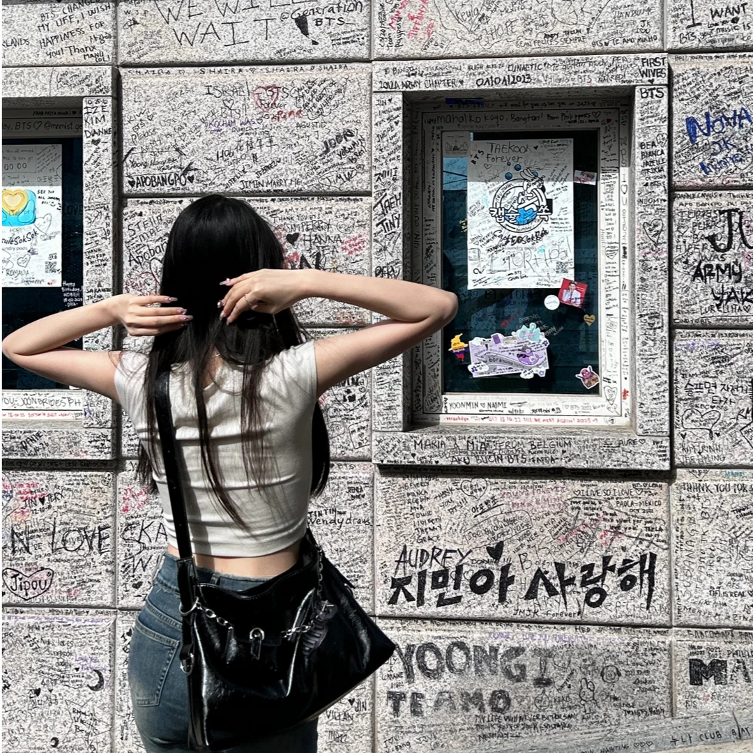 T潮流轻奢女士斜挎百搭单肩休闲小众包（运费险顺丰包邮）