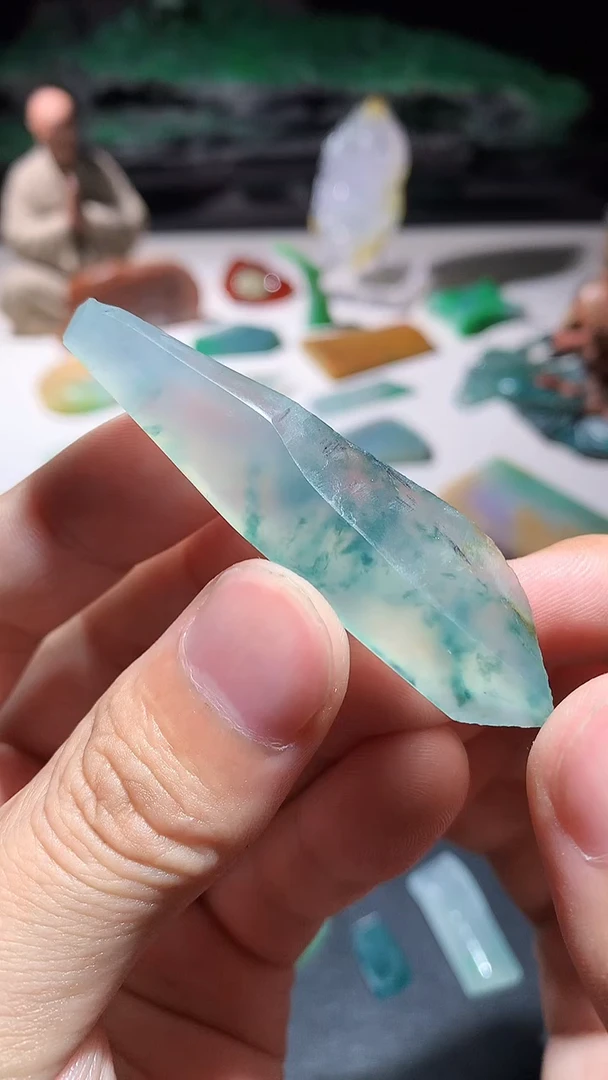 未镶嵌定制翡翠 66.5-18.0-9.5