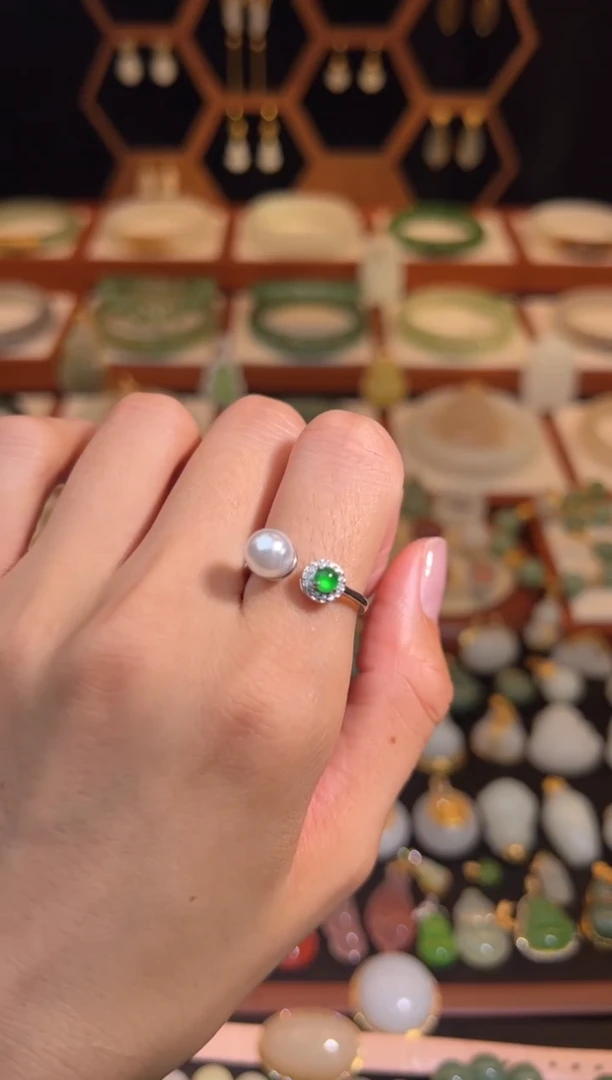 银S925镶嵌戒指翡翠福利