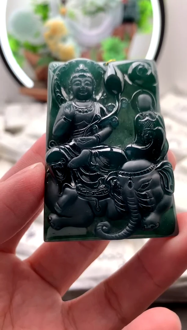 【闪购商品】翡翠颈饰未镶嵌普贤