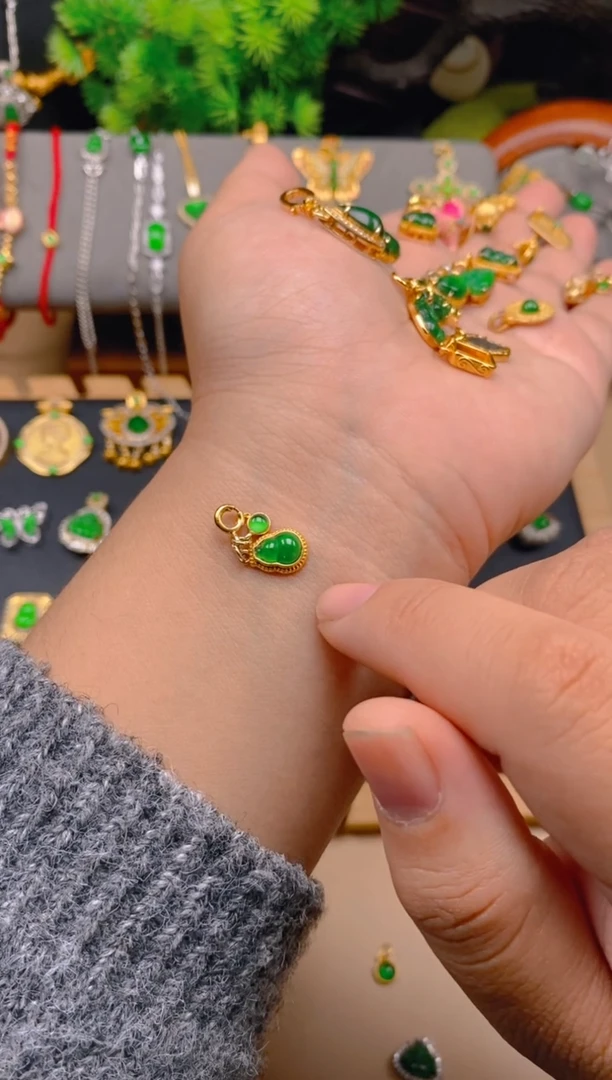 吊坠(不含链)银S925镶嵌翡翠蛋面葫芦万能扣