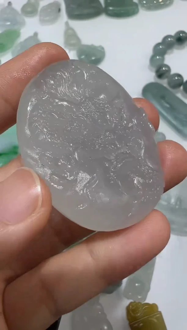 定制翡翠未镶嵌龙牌