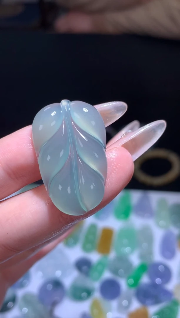 未镶嵌定制翡翠叶子