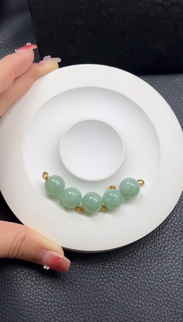 【闪购商品】翡翠颈饰18K金镶嵌K718B-5珠珠多样性发1件