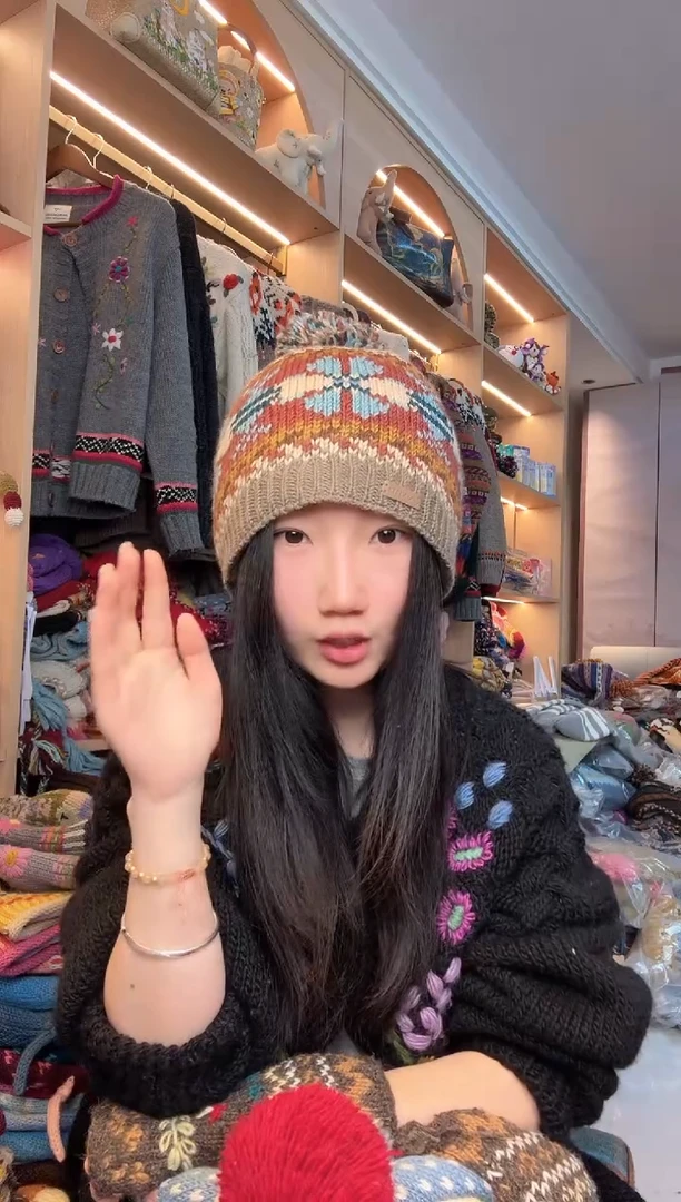 羊毛小风车单球帽