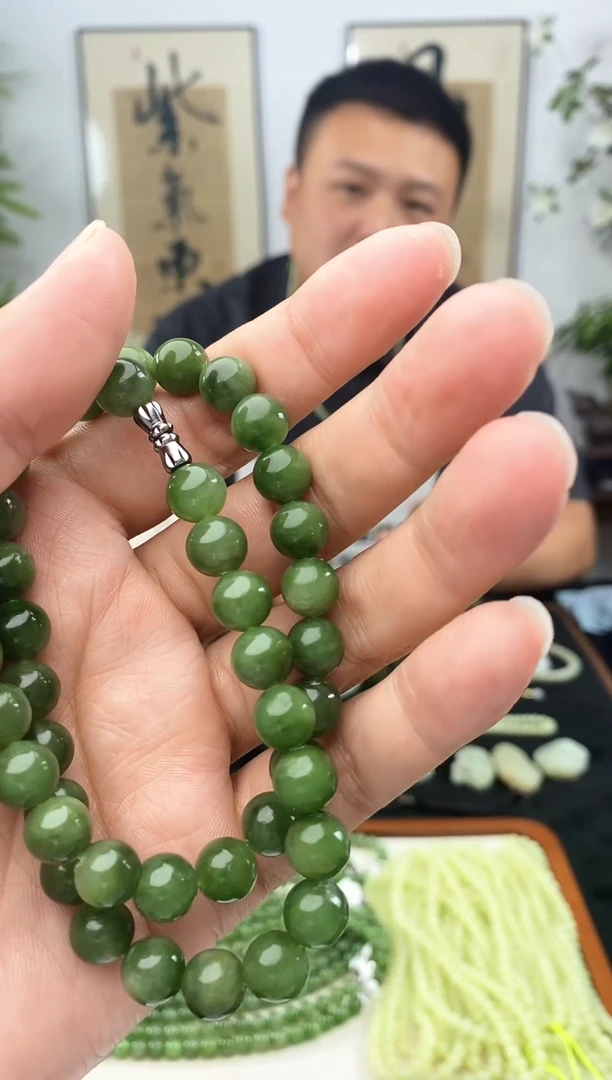 和田玉未镶嵌颈饰碧玉卡10