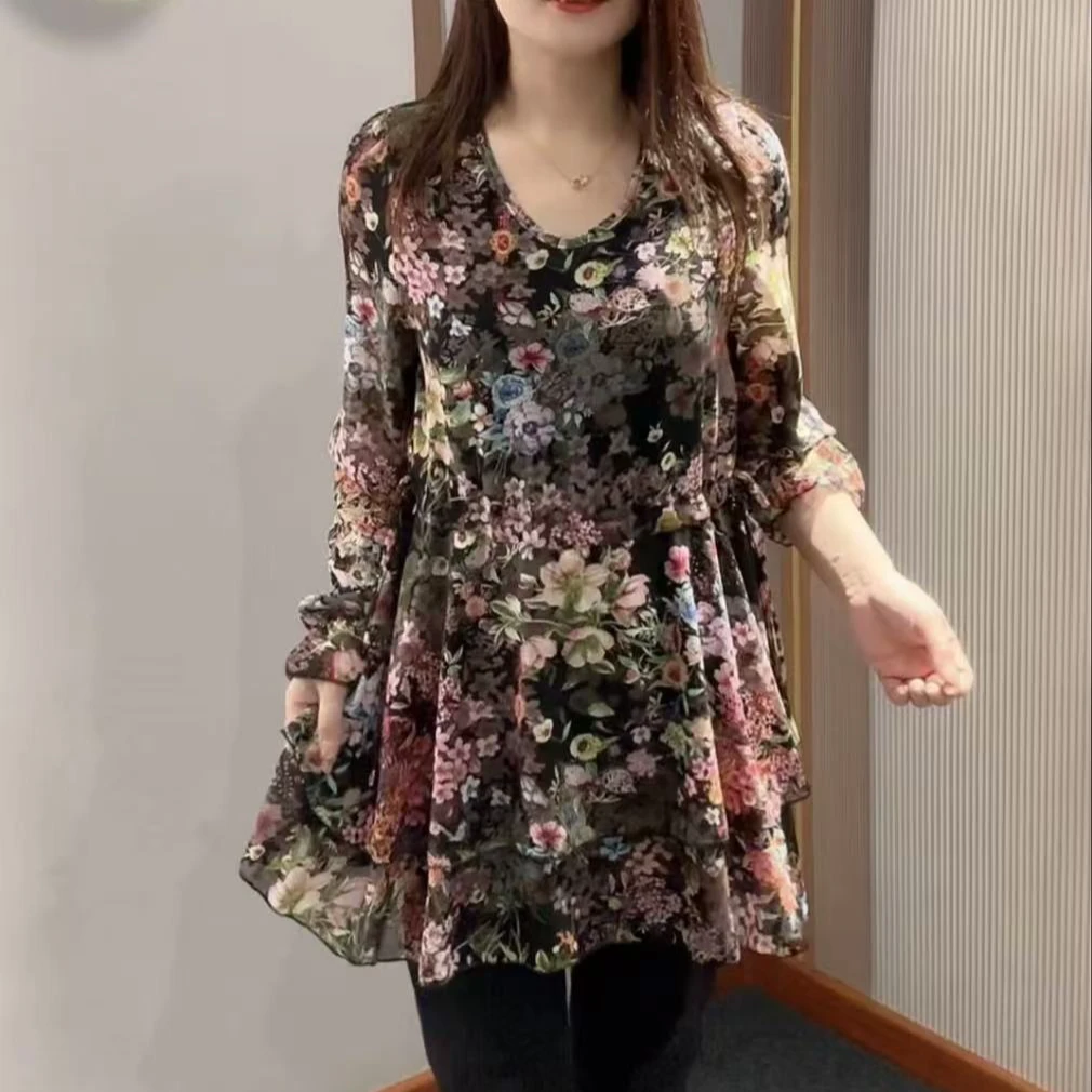 春季新款时尚大码女装洋气休闲宽松显瘦百搭减龄抽绳碎花大版衫