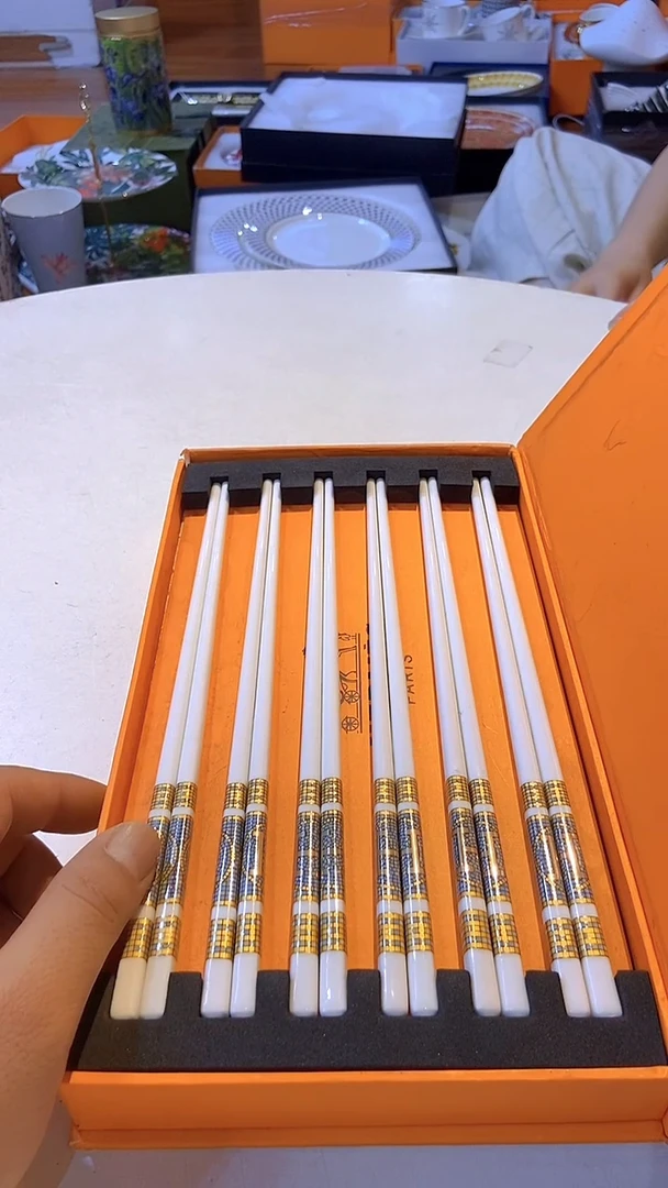 鸿辉家品牌瓷器，京东包邮！