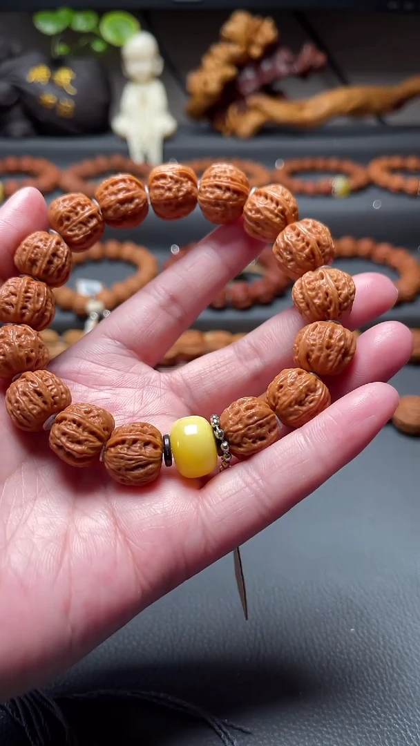 【闪购商品】文玩核桃吊坠文玩手串