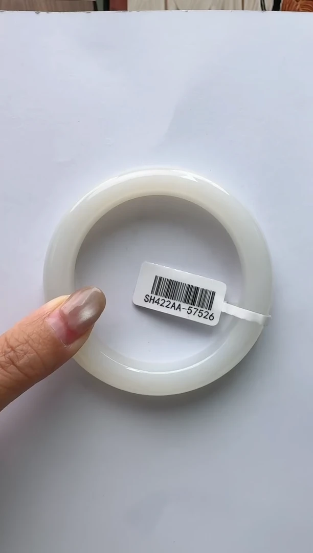 未镶嵌手镯和田玉56