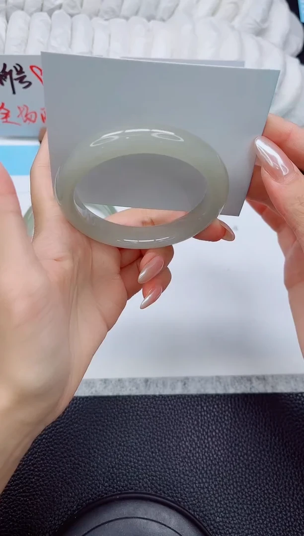 未镶嵌手镯石英质玉282-58.2