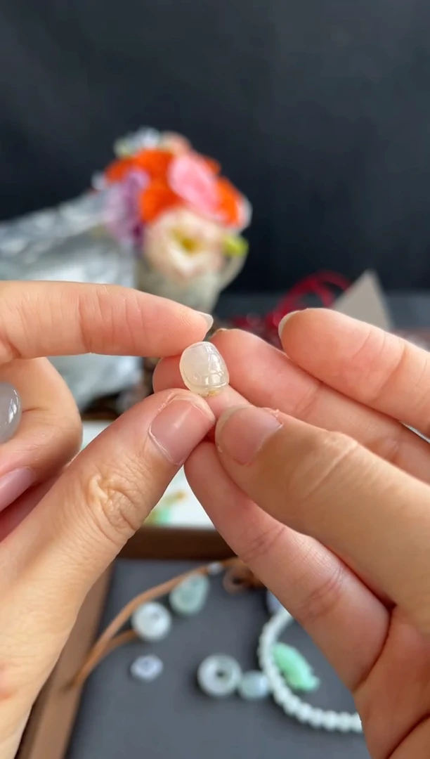 翡翠未镶嵌颈饰314买断