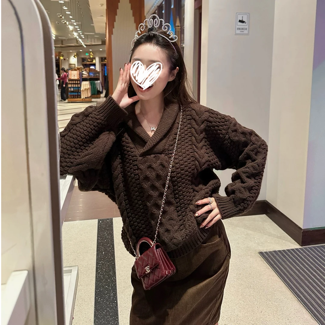 FCYSTUIDOHZJ【塞纳回忆】老钱风青果领毛衣女秋冬重工绞花宽松上衣