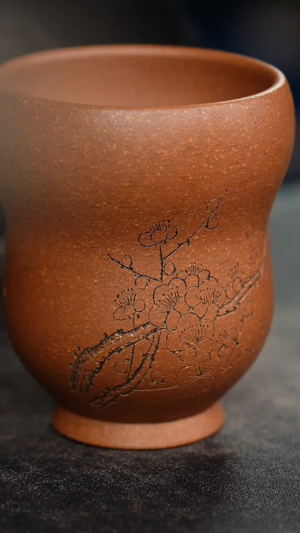 仇峰段泥刻绘梅花紫砂杯23433