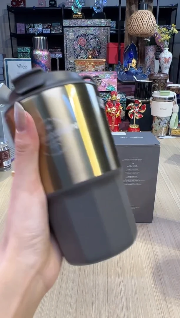 55几何 · 棱线咖啡杯 460ml （90%灰）（M82216.04）