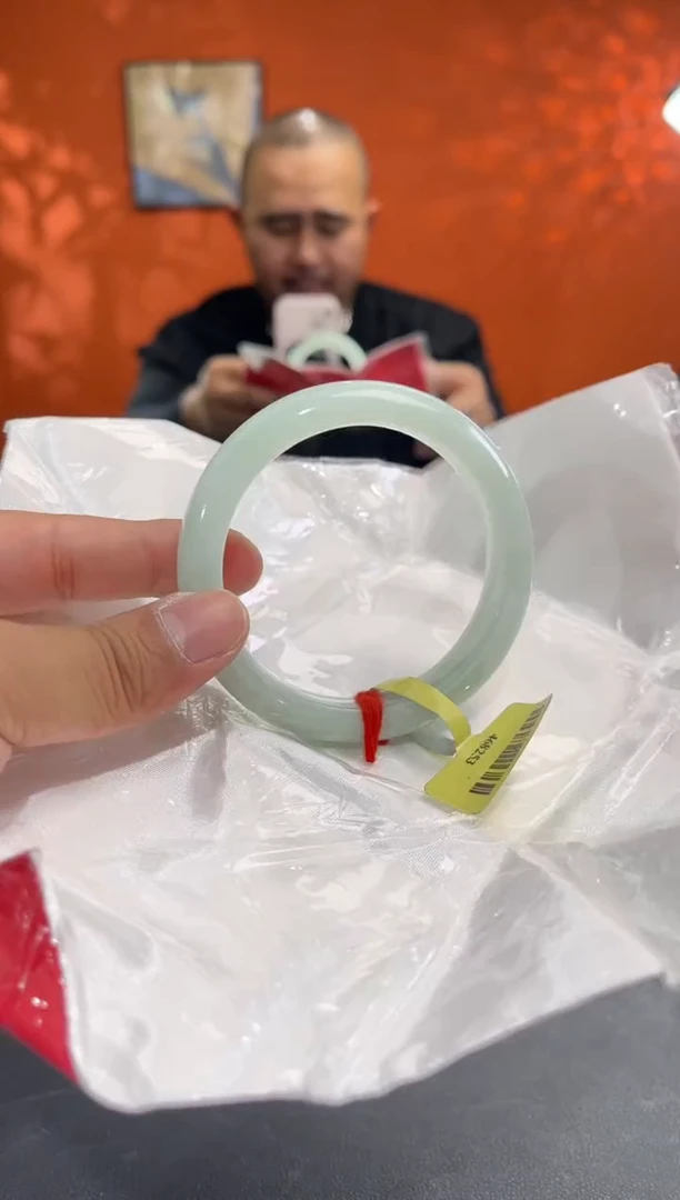 未镶嵌手镯翡翠7