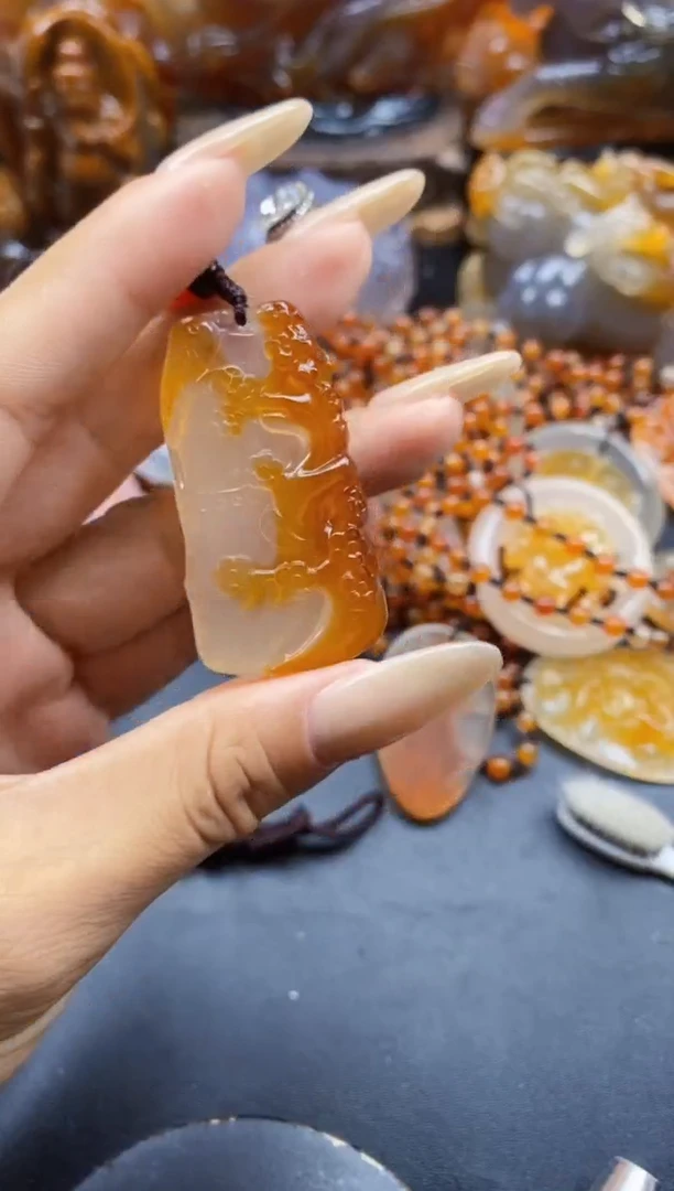 玛瑙/玉髓颈饰未镶嵌ll