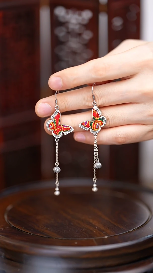 【闪购商品】刺绣黔东南苗族刺绣A230