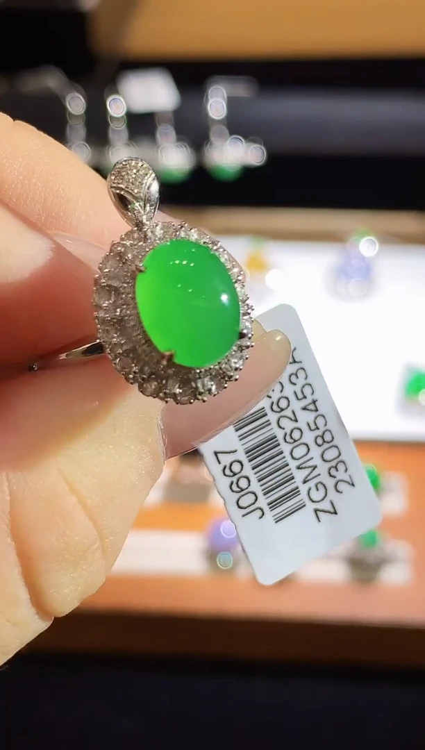 翡翠戒指18K金镶嵌ZGM