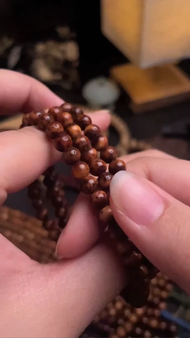 吊坠星月菩提辰*萱精工级中珀（浅）花皮6圆珠长串