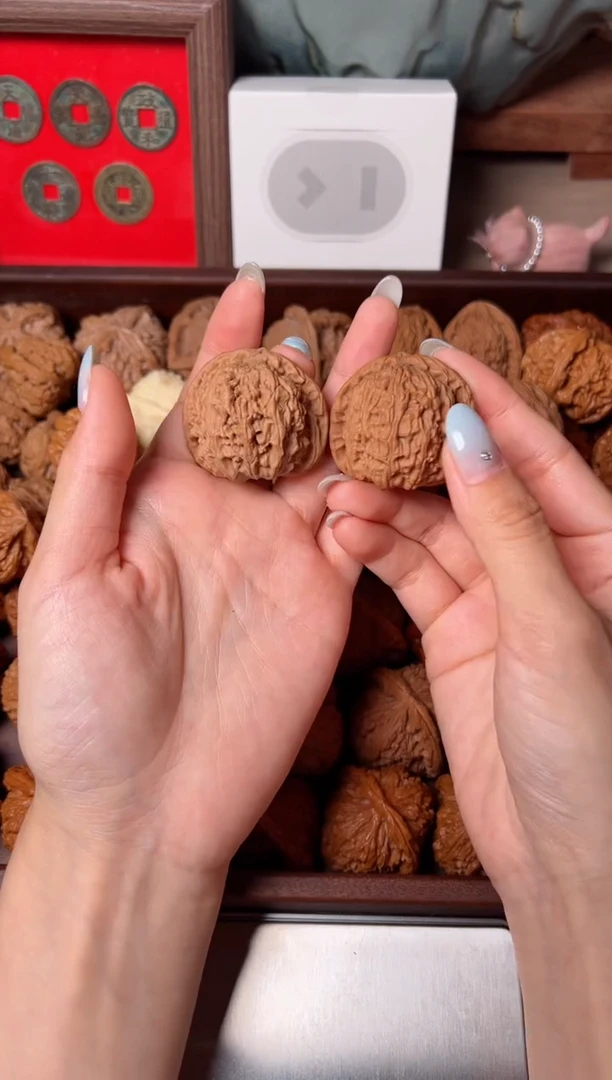 核桃手串/手链北*全品白狮子