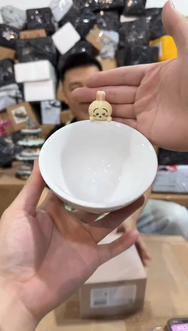 瓷片原盒乌萨奇公仔碗