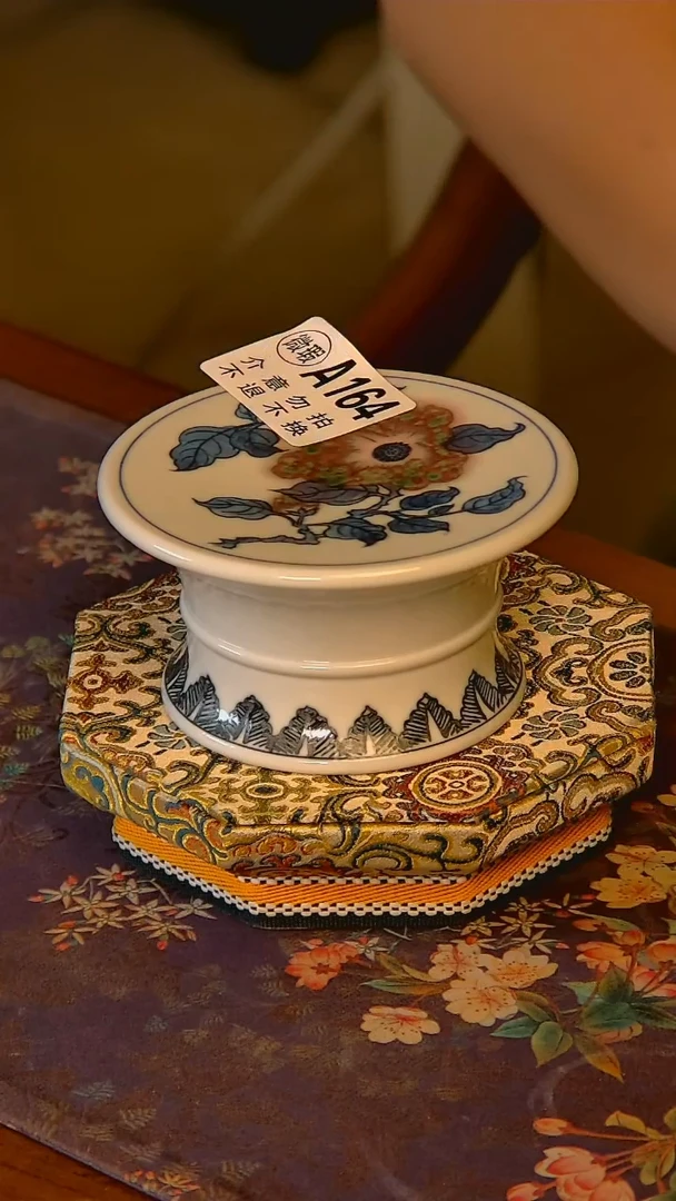 杯手工手绘杯杯很美丽