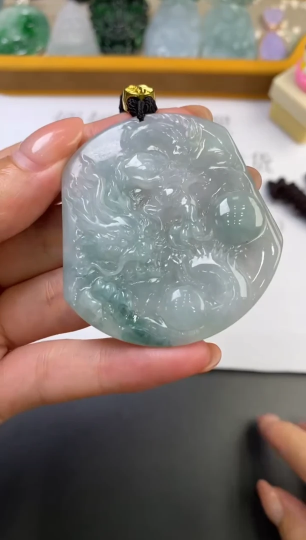 未镶嵌挂件翡翠302626    多人