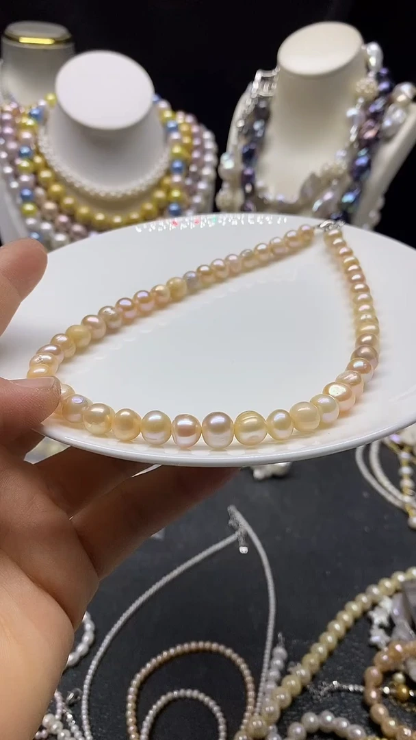 颈饰未镶嵌淡水珍珠多人