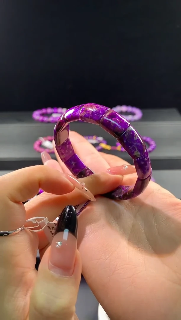 苏纪石（舒俱来）未镶嵌.手牌