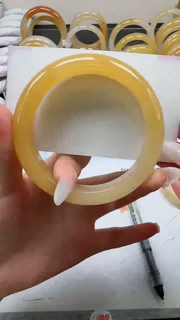 未镶嵌手镯石英质玉176