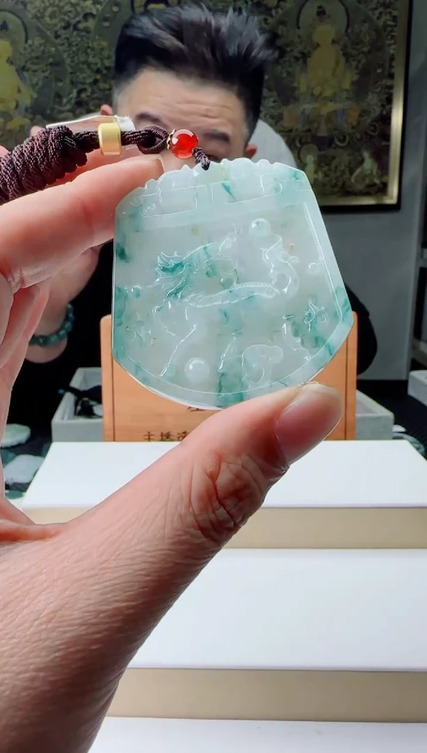 【闪购商品】翡翠颈饰未镶嵌1111111111111