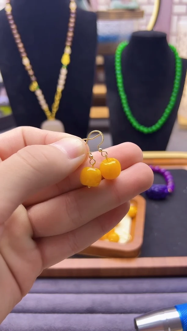 【闪购商品】蜜蜡耳饰14K金镶嵌E01