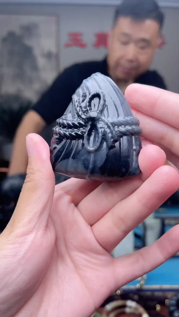 和田玉未镶嵌挂件1